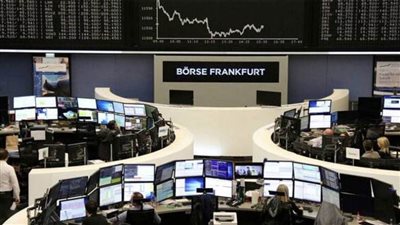 الأسهم البريطانية تغلق على ارتفاع