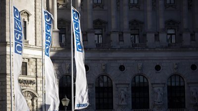 روسيا و10 دول في 