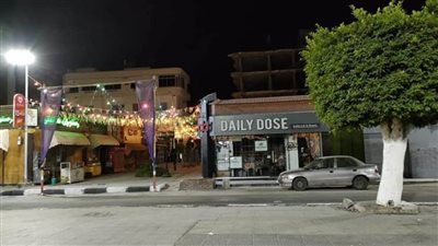 الوحدات المحلية تواصل تنفيذ قرار غلق المحال والمولات والكافيهات