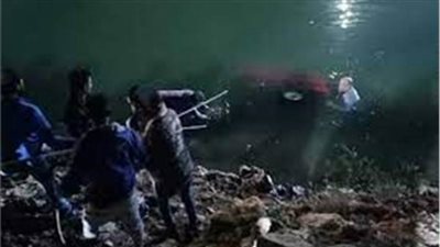 غرق 5 أشخاص وإنقاذ 7 في حادث غرق تروسيكل غرب الإسكندرية