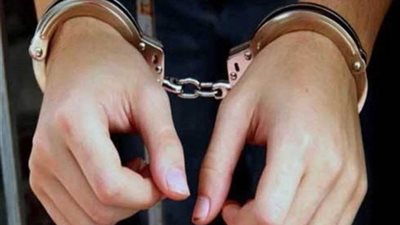 ضبط 4 متهمين لقيامهم باستدراج طبيب لممارسة الرذيلة بشبرا الخيمة 