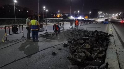 تنفيذ أعمال الصيانة بمحور الليثي بدمنهور