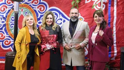 د. حسام أبو العطا يحتفي بـ «نهال عنبر» لدورها بمسلسل 