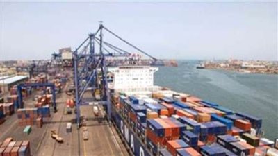 تداول 495 شاحنة بضائع عامة بموانئ البحر الأحمر