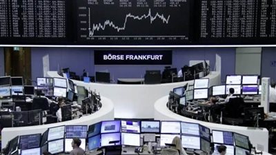 الأسهم البريطانية تغلق على انخفاض