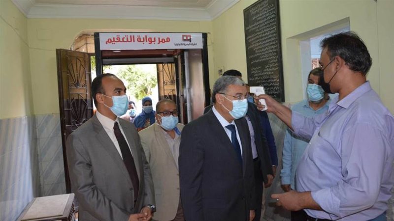 محافظ المنيا يتفقد