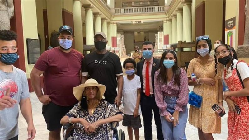 التنسيقية تصطحب السيدة