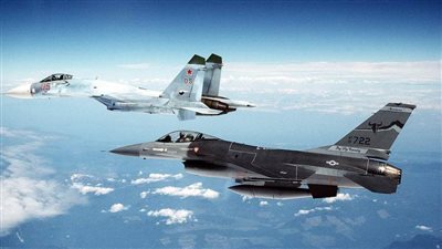 مقاتلة روسية تعترض 3 طائرات عسكرية فرنسية فوق البحر الأسود