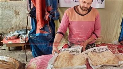  تعلمتها وأنا ابن 5 سنوات .. حكاية أشهر صانع كنافة بكفر الشيخ