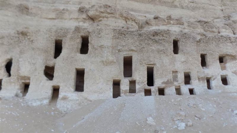 المقابر الأثرية