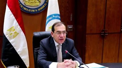 وزير البترول: وحدة جديدة لتلوين وتحبيب البولى ايثيلين