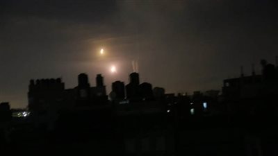 انقطاع التيار الكهربائي عن معظم قطاع غزة بسبب القصف الإسرائيلي برا وبحرا وجوا   