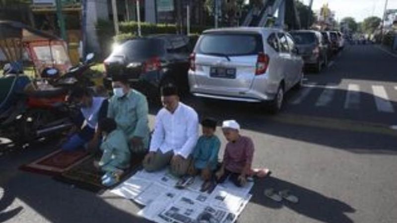 اندونيسيون