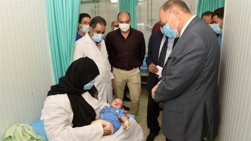 محافظ أسيوط يزور