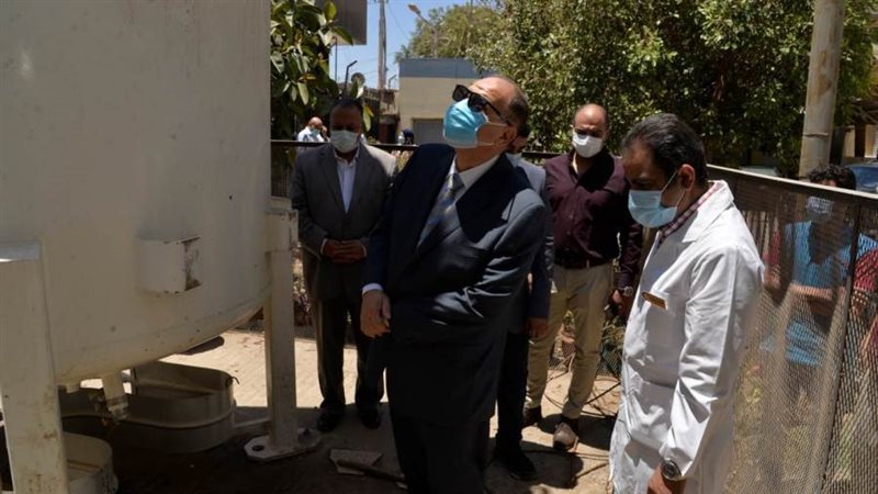 محافظ أسيوط يتفقد