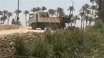 عاجل.. بعد رصده بالفيديو.. إجراء رادع من التنمية المحلية لسائق بأبوغالب ألقى حمولة مخلفات بالنيل