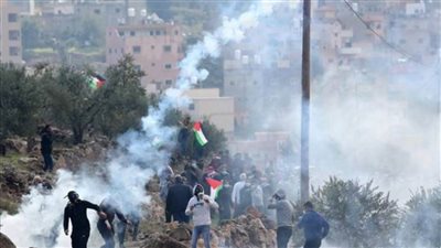 قوات الاحتلال الإسرائيلي تقمع مسيرة سلمية في قلقيلية 