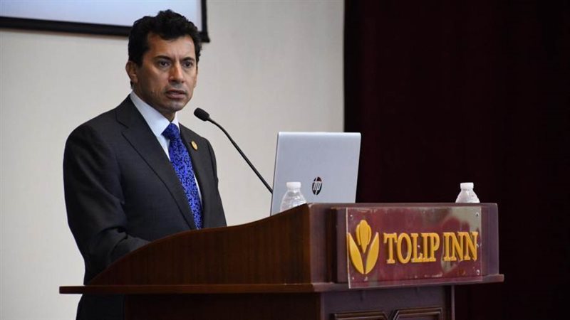 أشرف صبحي وزير الشباب