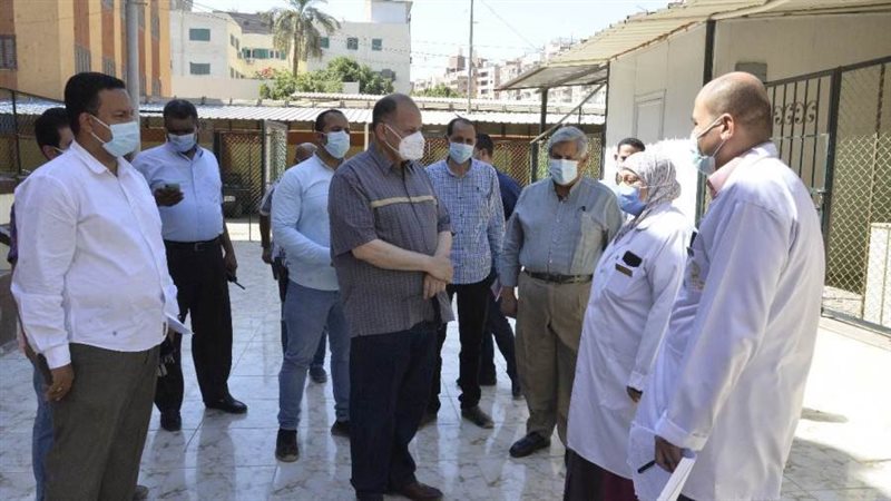 محافظ أسيوط يتفقد