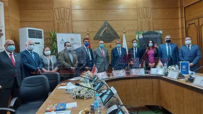 تعاون بين جامعة بنها والبنك التجارى الدولى لدعم وحدة الأطفال المبتسرين