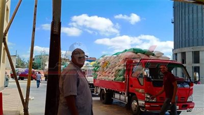  محافظ كفر الشيخ يشدد علي صرف مستحقات المزارعين