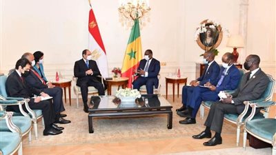 الرئيس السيسي يلتقي نظيره السنغالي في العاصمة الفرنسية باريس 