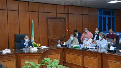  محافظ المنيا يوافق على إنشاء موقف سيارات أسفل كوبري النيل ببني مزار