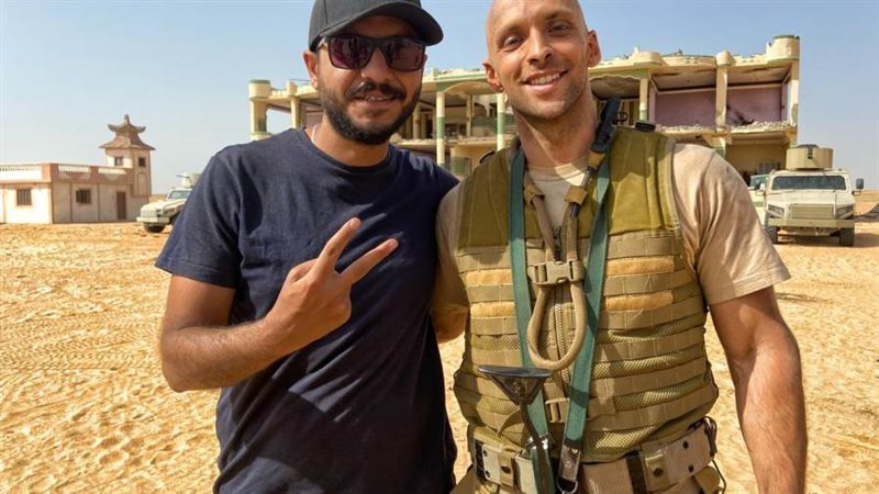 الفنان هاني سمير