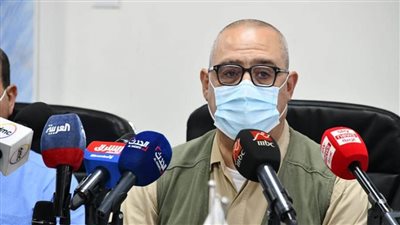 وزير الإسكان يعقد اجتماع مع مسئولي مشروع سد ومحطة توليد كهرباء جوليوس نيريري بتنزانيا