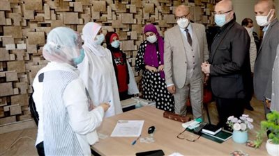 انطلاق الفرق المتحركة للتطعيم ضد  كورونا ببني سويف