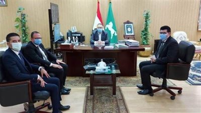 محافظ الشرقية يستقبل متدربي البرنامج الرئاسي لتأهيل التنفيذيين للقيادة