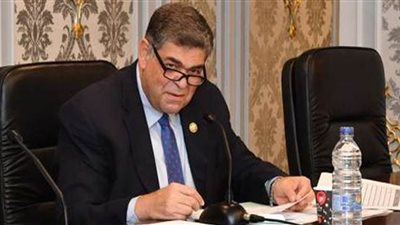 بيان عاجل من رئيس صحة النواب بشأن تطورات الإصابة بمرض الفطر الأسود