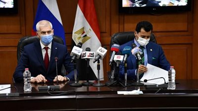 وزير الرياضة يوقع بروتوكول تعاون مع نظيره الروسي