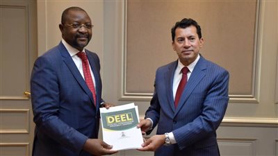 تفاصيل لقاء وزير الشباب والرياضة مع نظيره النيجيري