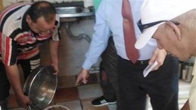 ضبط 50 كجم صابون سائل مجهول المصدر بالعاشر من رمضان