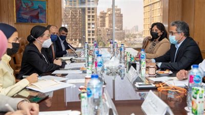 وزيرا السياحة والبيئة يجتمعان لبحث سبل دعم السياحة البيئية