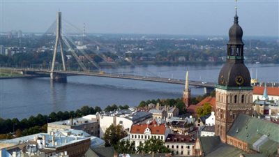 لاتفيا تعتزم طرد دبلوماسيين بيلاروس من أراضيها