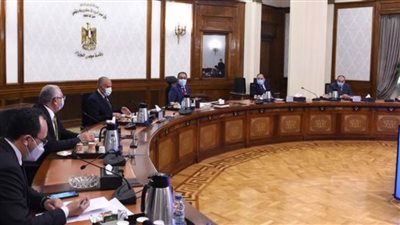 الحكومة تنفي إهدار مبالغ طائلة على تطوير شبكة القطارات المتهالكة