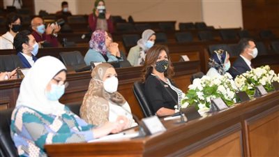 وزارة الهجرة تطلق تطبيق المبادرة الرئاسية 