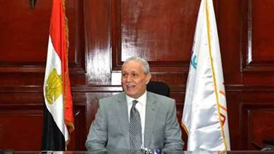 محافظ الأقصر: تقديم الدعم لمتدربي البرنامج الرئاسي لتأهيل التنفيذيين للقيادة