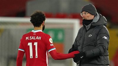 عاجل | لاعب ليفربول يدعو كلوب للتخلص من صلاح
