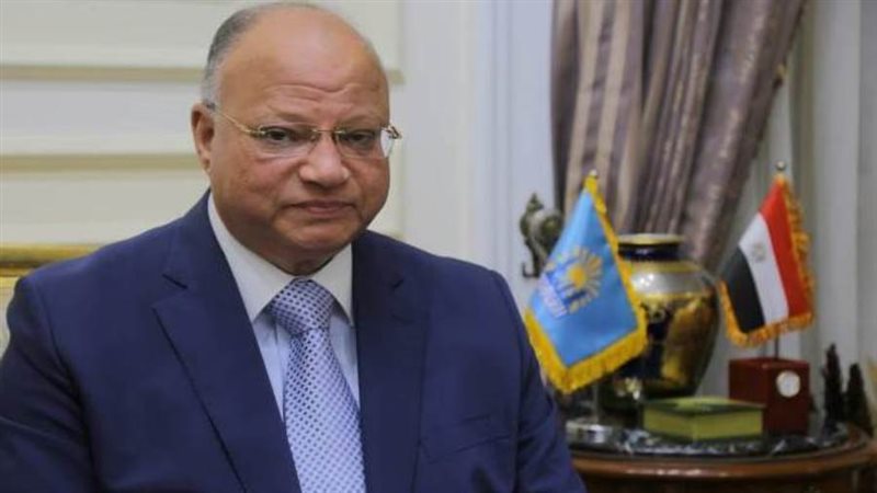 محافظ القاهرة خالد