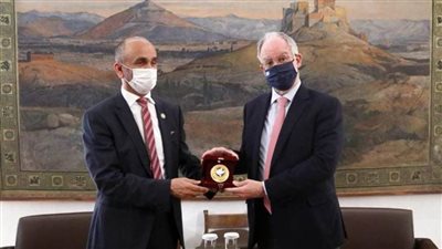 الجروان يلتقي رئيس البرلمان اليوناني