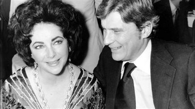 عاجل| وفاة سيناتور أمريكي بمنزله في الإسكندرية.. الزوج السابع لإليزابيث تايلور 