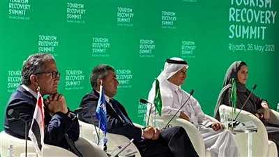 العنانى يشارك فى قمة إنعاش السياحة بالسعودية