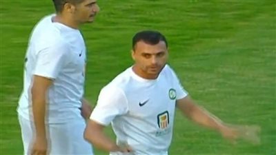 غرائب الإيجبشن ليج: لاعب البنك الأهلى يرفض التغيير أمام سموحة (فيديو)