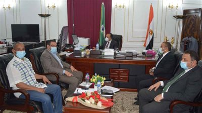   نائب محافظ المنيا يتابع سير العمل بمنظومة الاشتراطات البنائية الجديدة