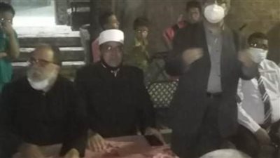    الصلح خير بين عائلتين بعد تجاوز خلافات الجيرة بالمنيا