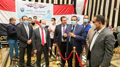 محافظ البحيرة يتفقد مركز تلقى لقاحات 