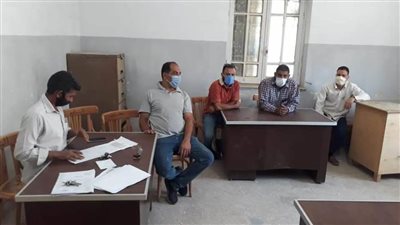 إحالة 21 موظفا للتحقيق لغيابهم وتركهم العمل دون إذن بالمنيا